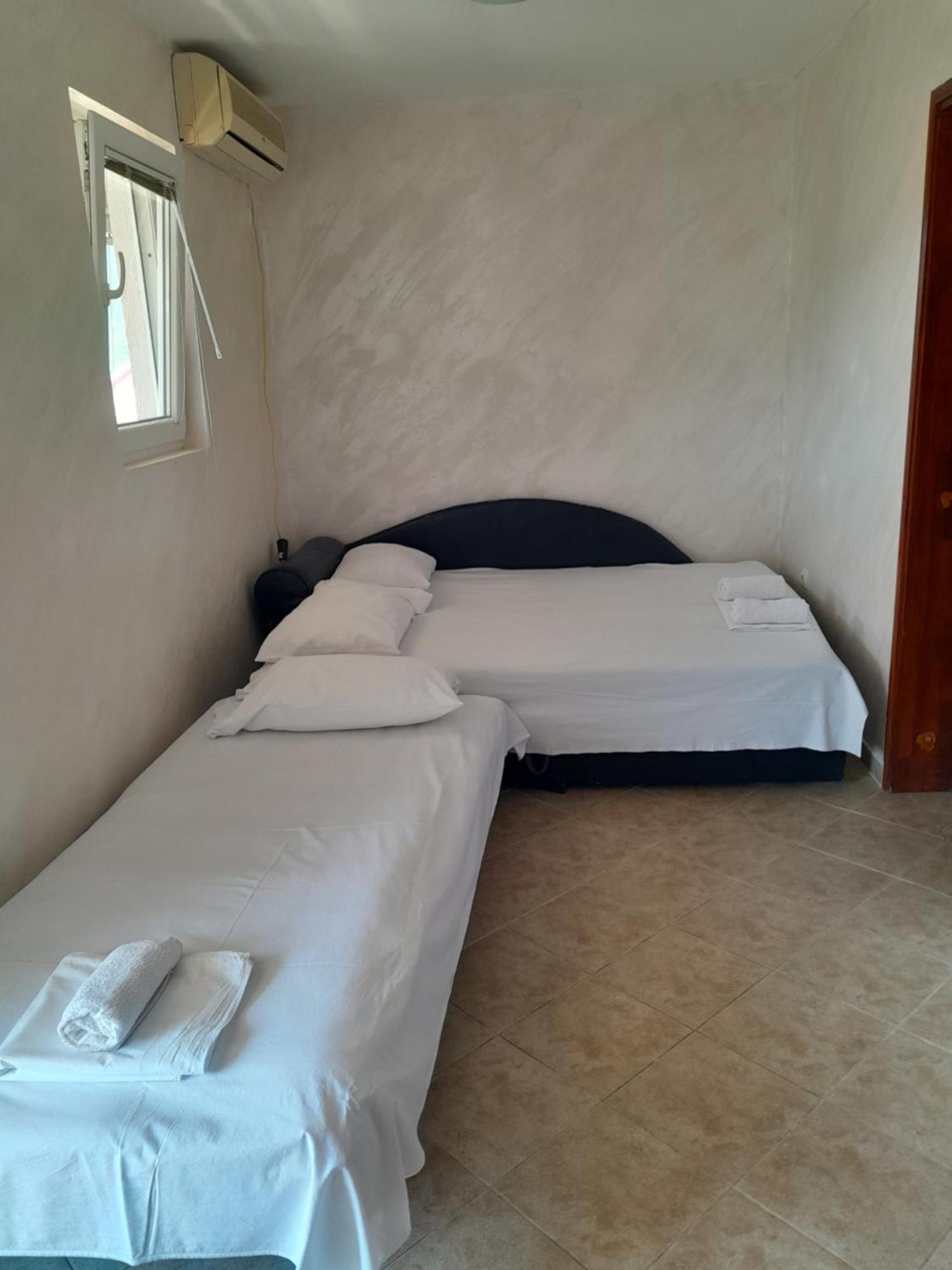 Apartmani In Budva Værelse billede